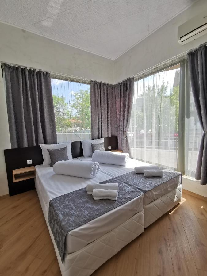 Hotel Swiss Sumen Kültér fotó